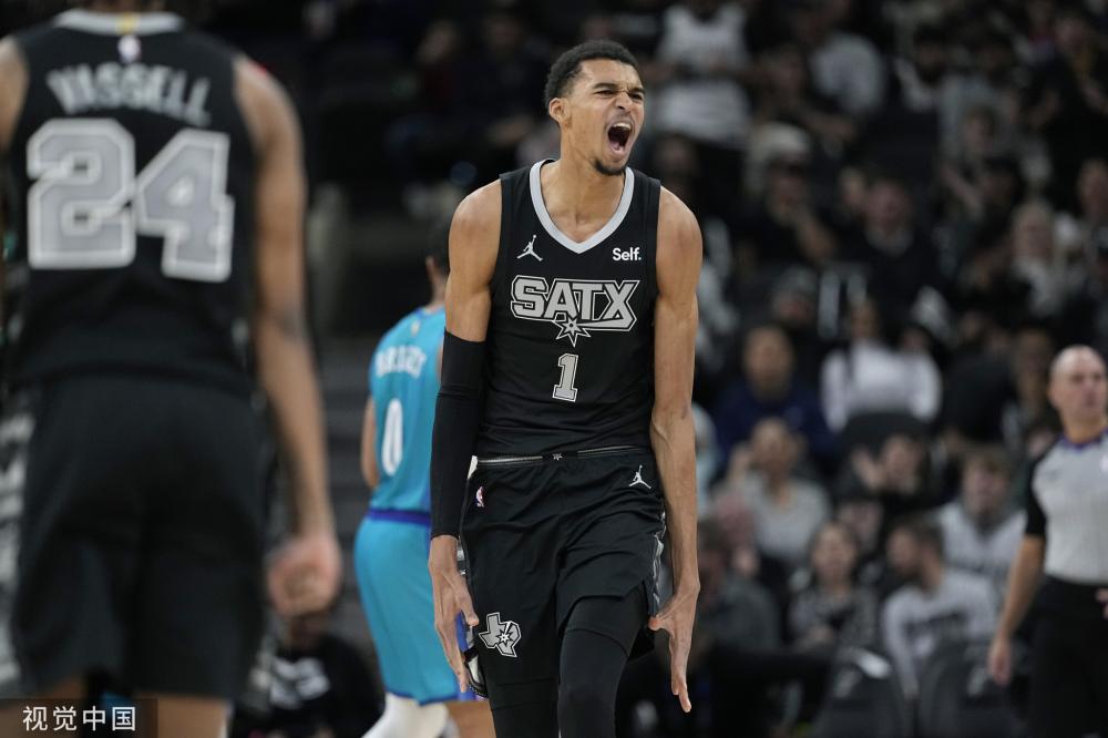 也让观众对 也让观众对